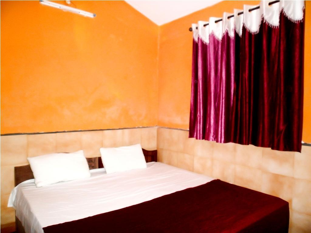 Yellow House Hotel Calangute Exterior foto